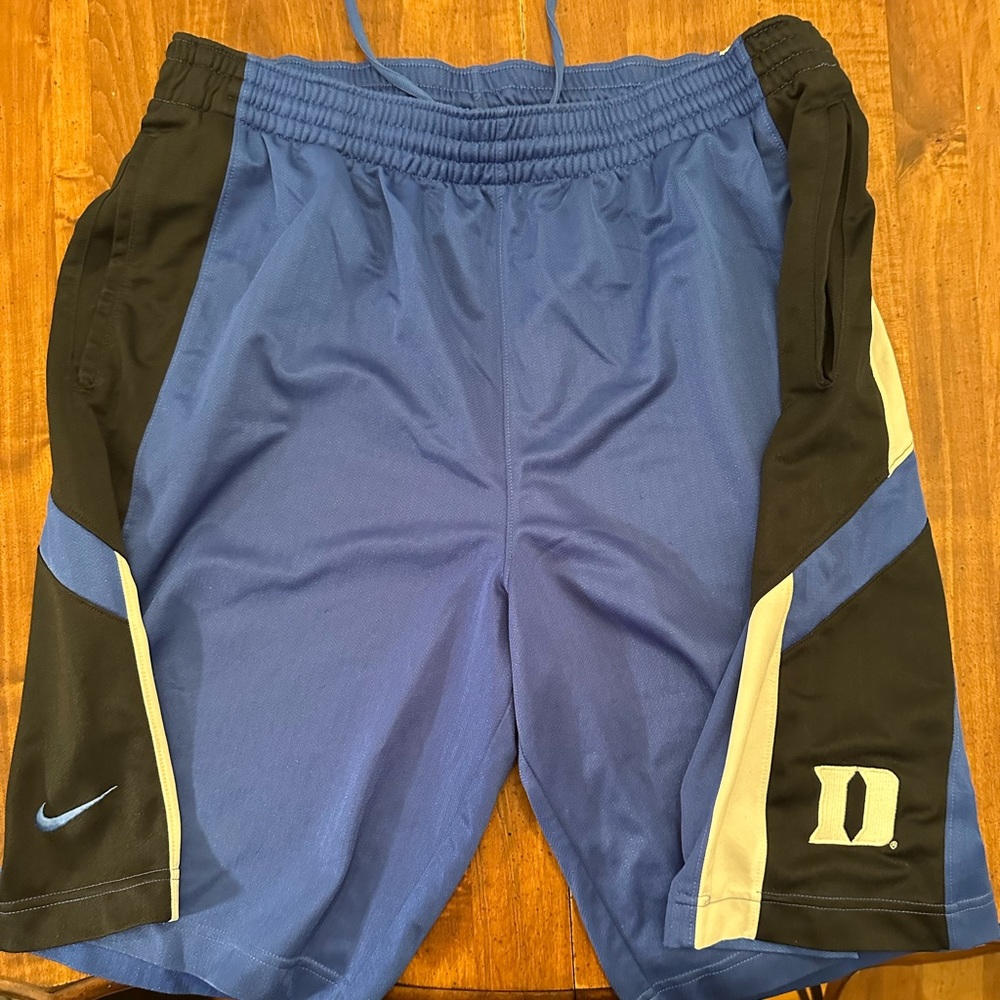 Nike Men’s Duke Basketball shorts - Picture 1 of 1